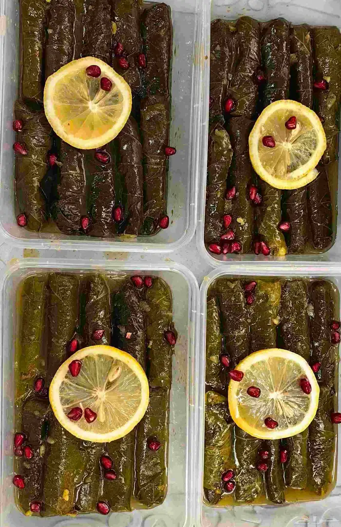 متوفر يوم الخميس ورق عنب الحبه بريال 0