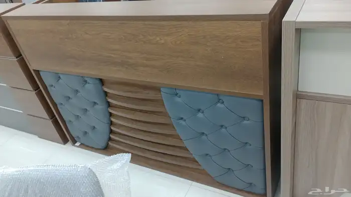 نجار تركيب اثاث مكاتب وكراسي مكتبي ودواليب كتب واثاث منزلي 3