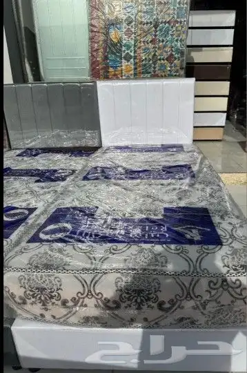 أسره خشب جديده عليهآ عرض خاص وسعر مميز لطلب تواصل ع رقم الج 5