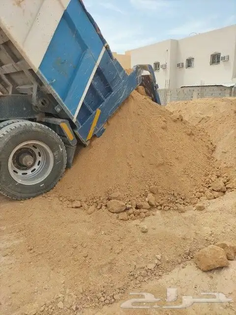 شيول للايجار تحميل مخلفات حفريات يوجد تريلات بريده 057435329 1