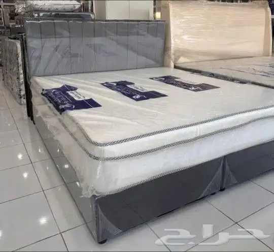 أسره خشب جديده عليهآ عرض خاص وسعر مميز لطلب تواصل ع رقم الج 7