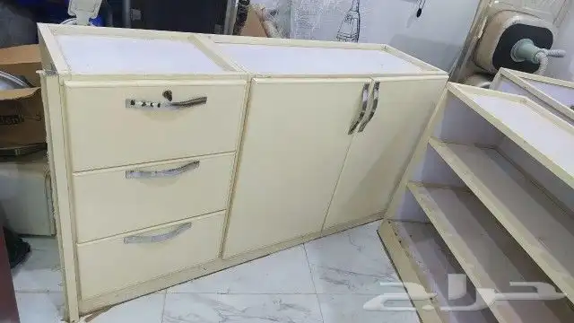 كاونتر بوفيه ودواليب ومحل للايجار 0