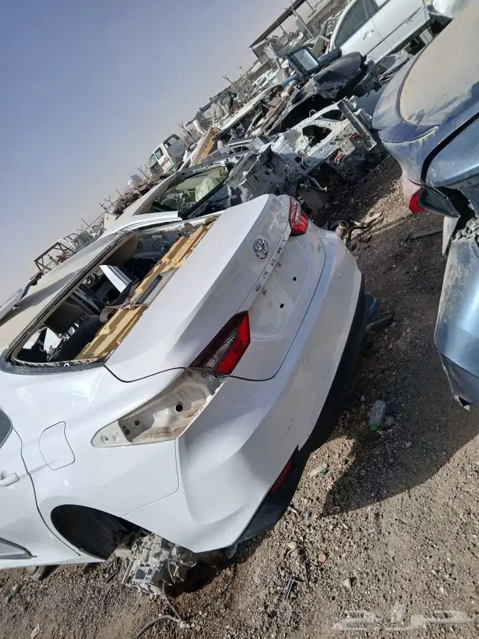 تويات كامري 2023 2