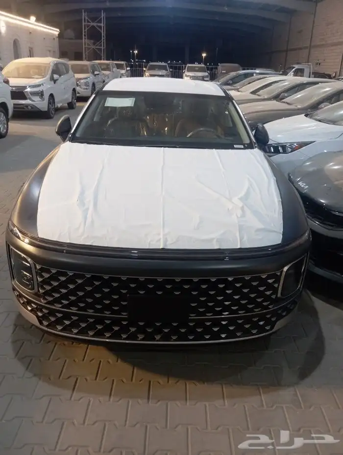 هيونداي ازيرا 2025 4