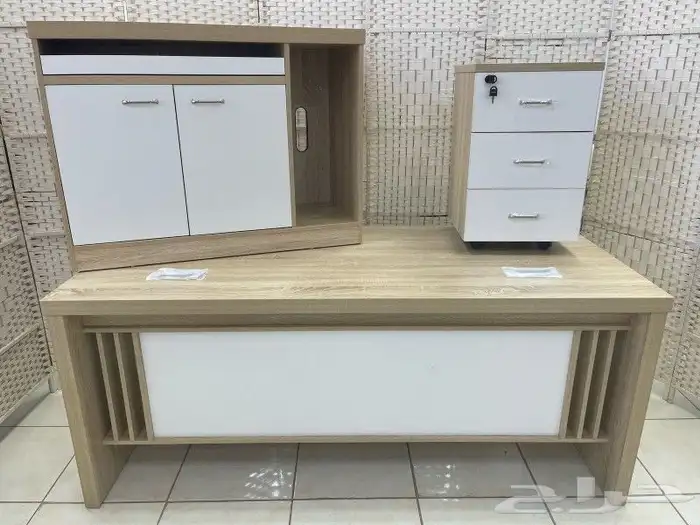 مكتب طقم كامل فاخره و مكاتب مدير كبير و كراسي مكتبي 12