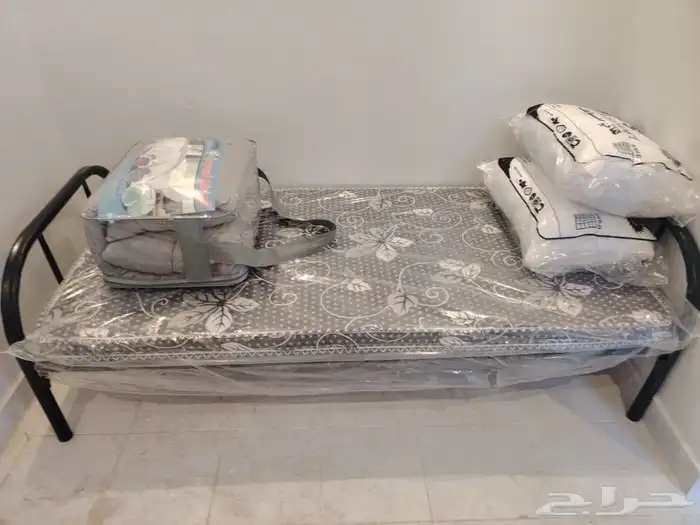 دولاب حديد سكن عمال متوفر كميات درفه درفتين 6