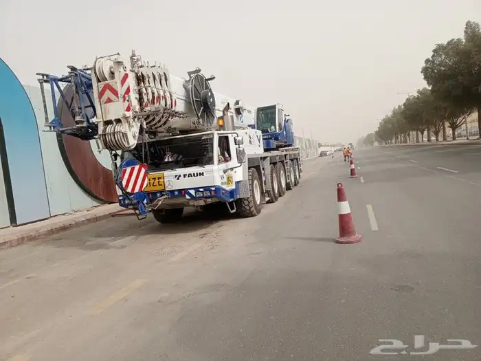 تاجير روافع شوكيه وكرينات الشهري واليومي والمشاوير 1