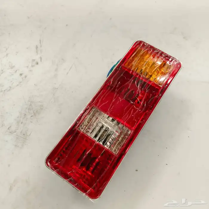 للبيع قطع غيار دباب ليفان. 22