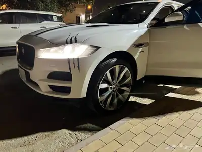 جاكوار Fpace 2018 11