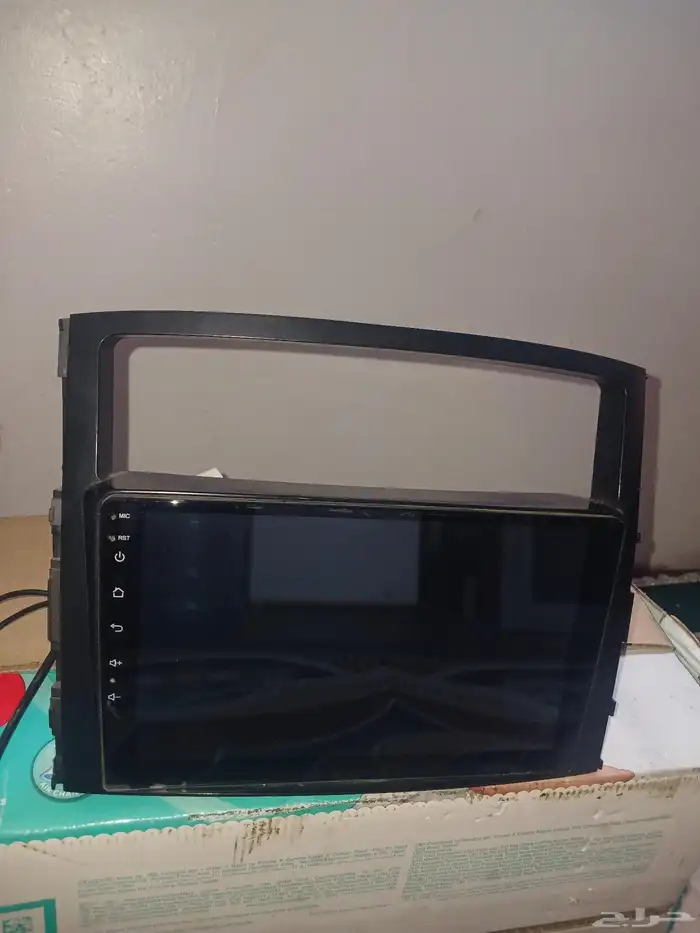 شاشة باجيرو ممتازه جدا للبيع 0