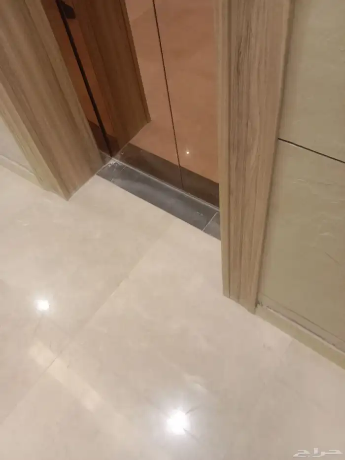 كهربائي فني الرياض ابحث على شغل مباني مواعيد وما يخلف 3