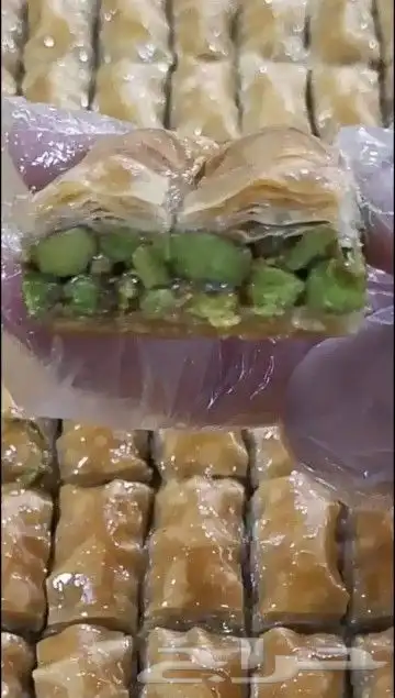 شيف حلويات شرقية على أعلى مستوى 1