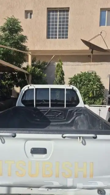 مستبيشي L200 2014 دبل 2