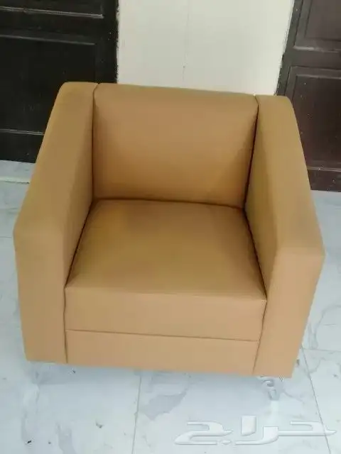 كراسي كنبات جلد مكتبي عملي كراسي انتظار 4