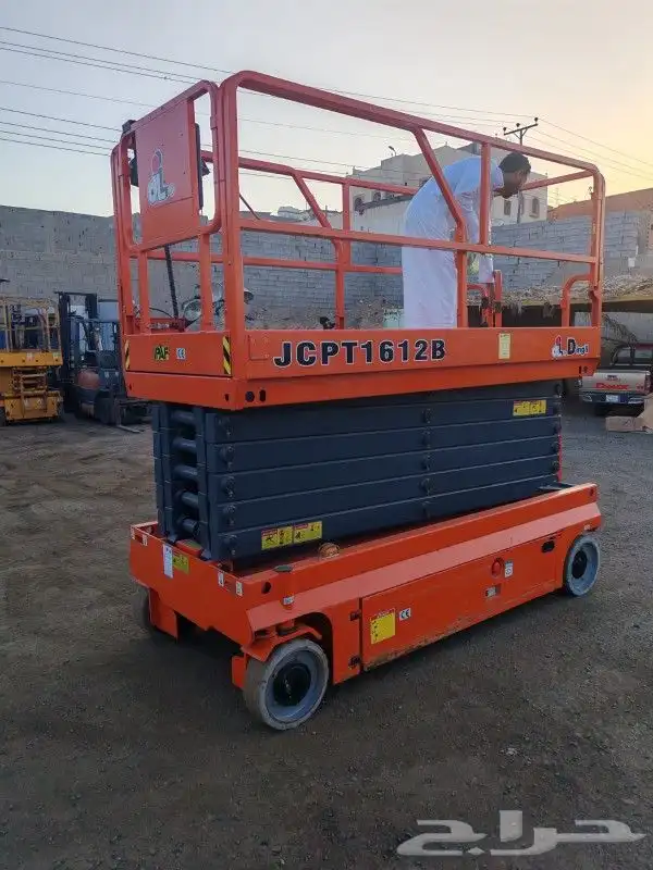 Caesar Lift  Man Lift and Forklift for rent 0