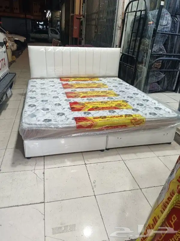 سراير مراتب بطانيات مخدات دواليب خشب والحديد كمندينات 5