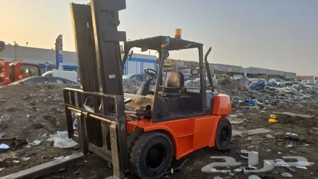 رافعة شوكيه . جي سي بي . شيول . ببكات 3