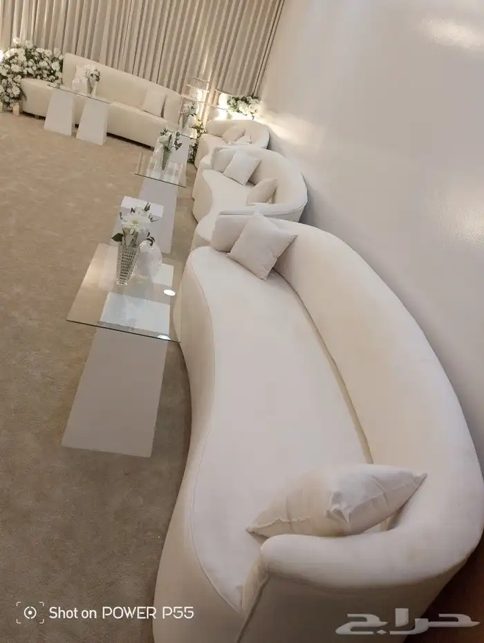 كوشات اعراس تنسيق حفلات صناديق ملكه ورد طبيعي 7