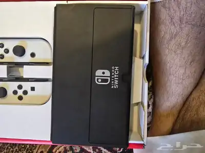 سويتش Nintendo مع كامل ملحقاته استخدام نظيف 4