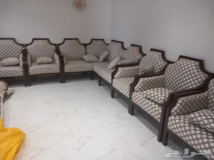 كنب كلاسيكي مجلس تفصيل حسب الطلب فى الصناعية خميس مشيط ابو م 1