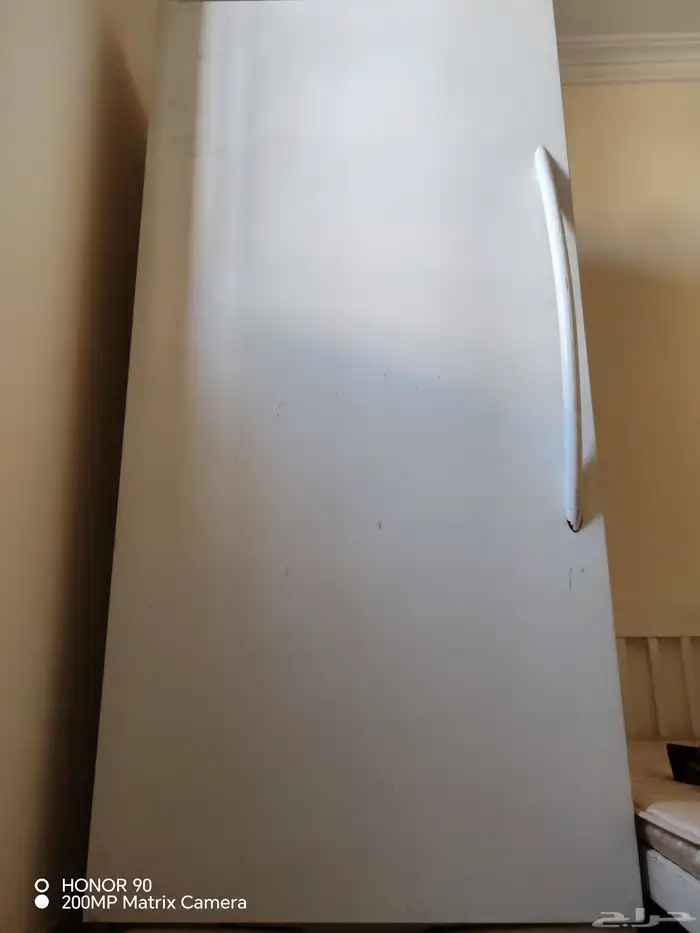 فريز أمريكي شغال تبريد ممتاز ولكن يحتاج صيانه للتجميد 0