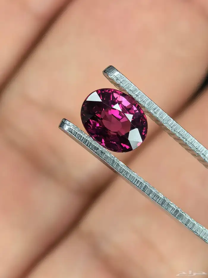 حجر جارنيت رودوليت طبيعي بشهادة مختبر 3