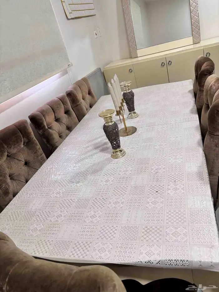سفرة طربيزة قابلة للتمدد و8 كراسي ممتازة 800 ريال نهائي 4