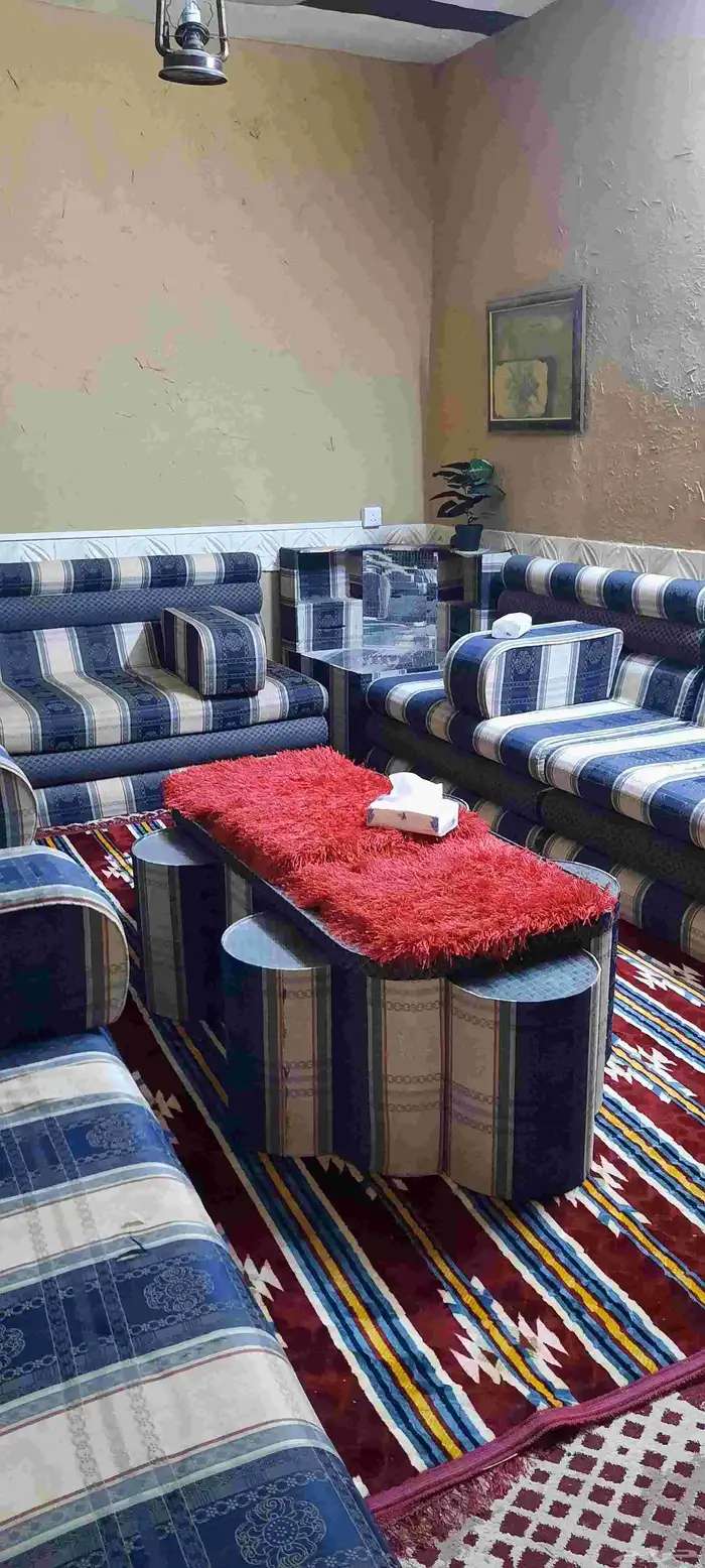 كنب اسفنج مضغوط مستعمل 4