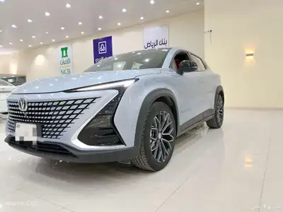 شانجان2023 يونى تى بنزين1500سي سي ممشي 22000 2