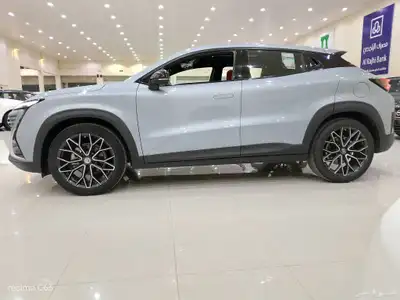 شانجان2023 يونى تى بنزين1500سي سي ممشي 22000 3