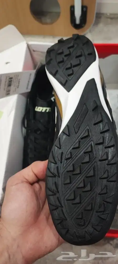 حذاء رياضي lotto أصلي جديد مقاس 41 1