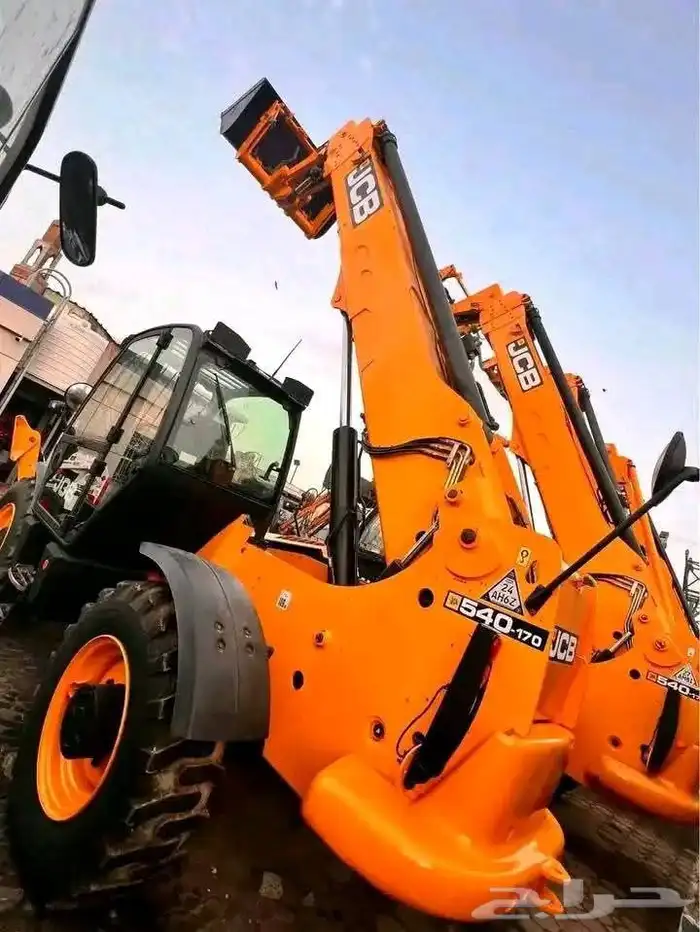 جيسبي رافعة شوكية تليهندر تلسكوبية سيزلفت مانلفت للايجار كري 0