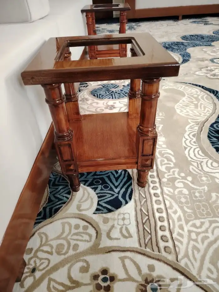 كنب ومجالس وطاولات طعام وكراسي 4