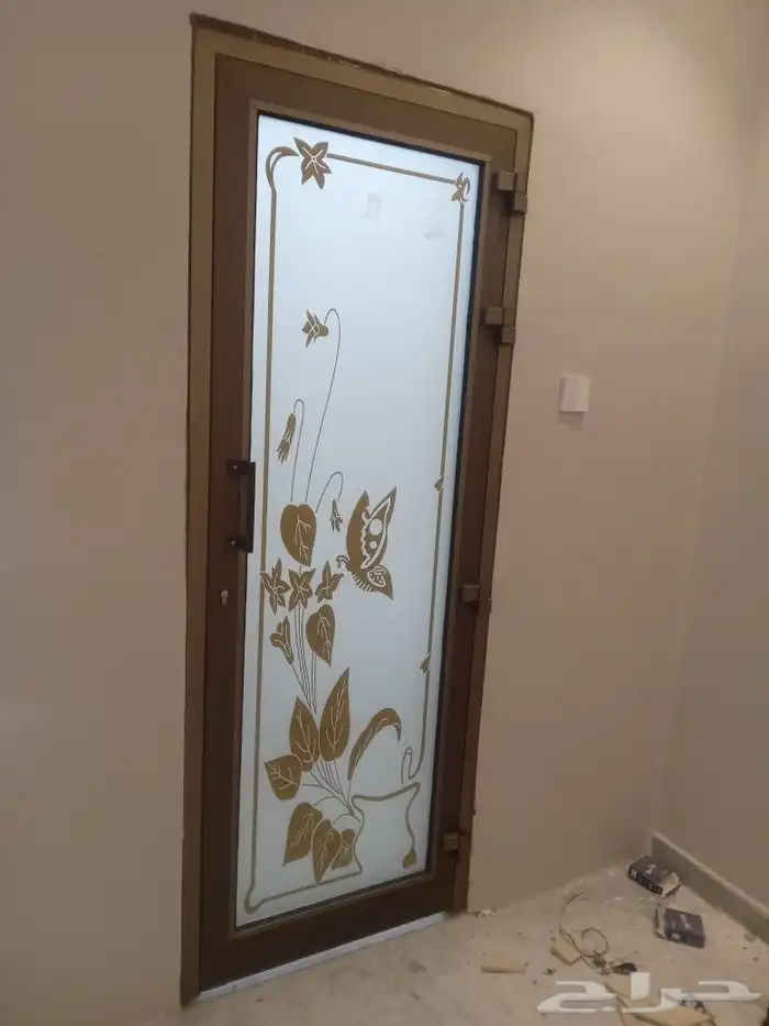 أبواب ألمنيوم _ شبابيك _ مطابخ _ واجهات زجاج _ استركشر _ سكا 0