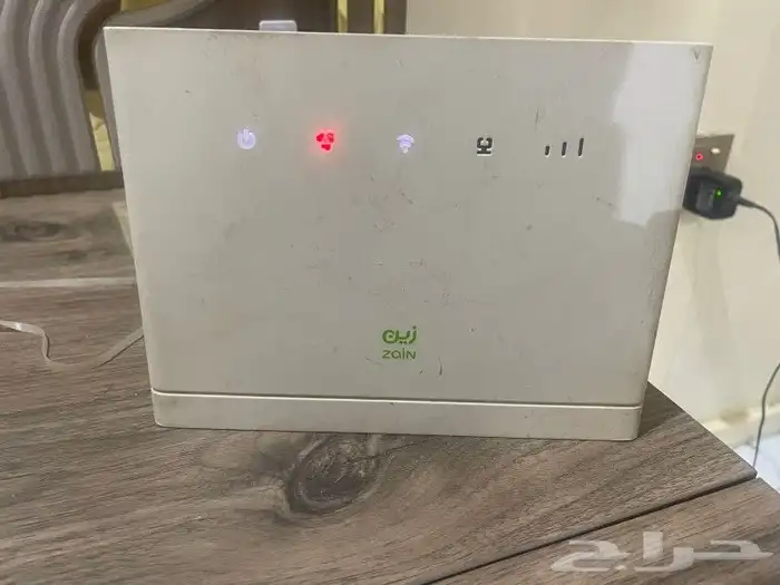 روتر من زين مستخدم تتركب عليها جميع الشرائح سعرة 140 0
