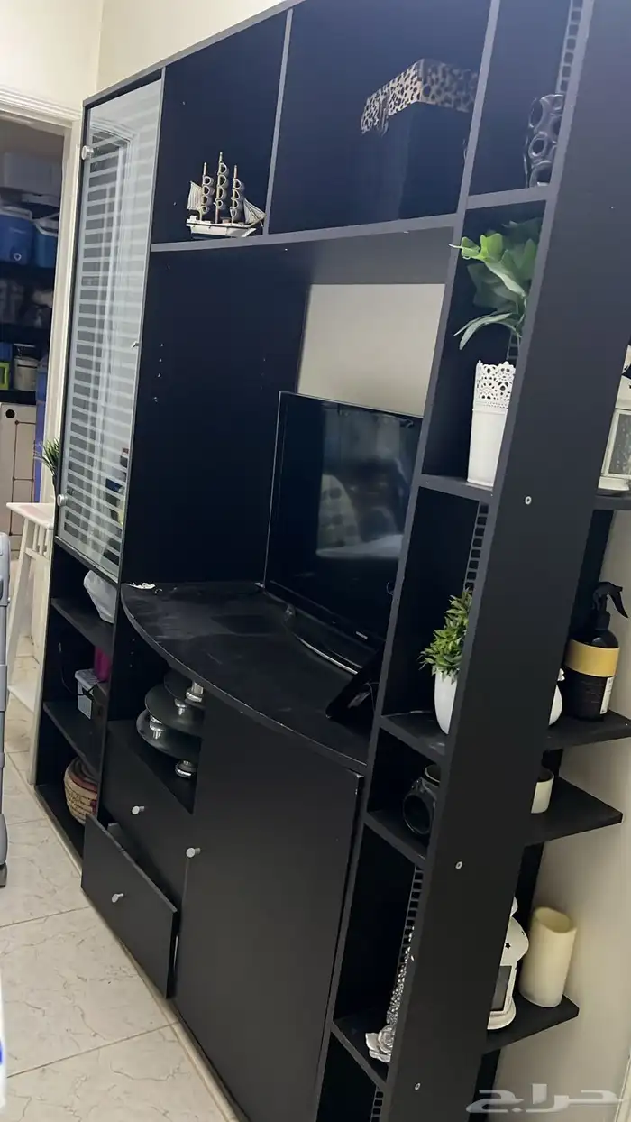 دولاب اسود 0