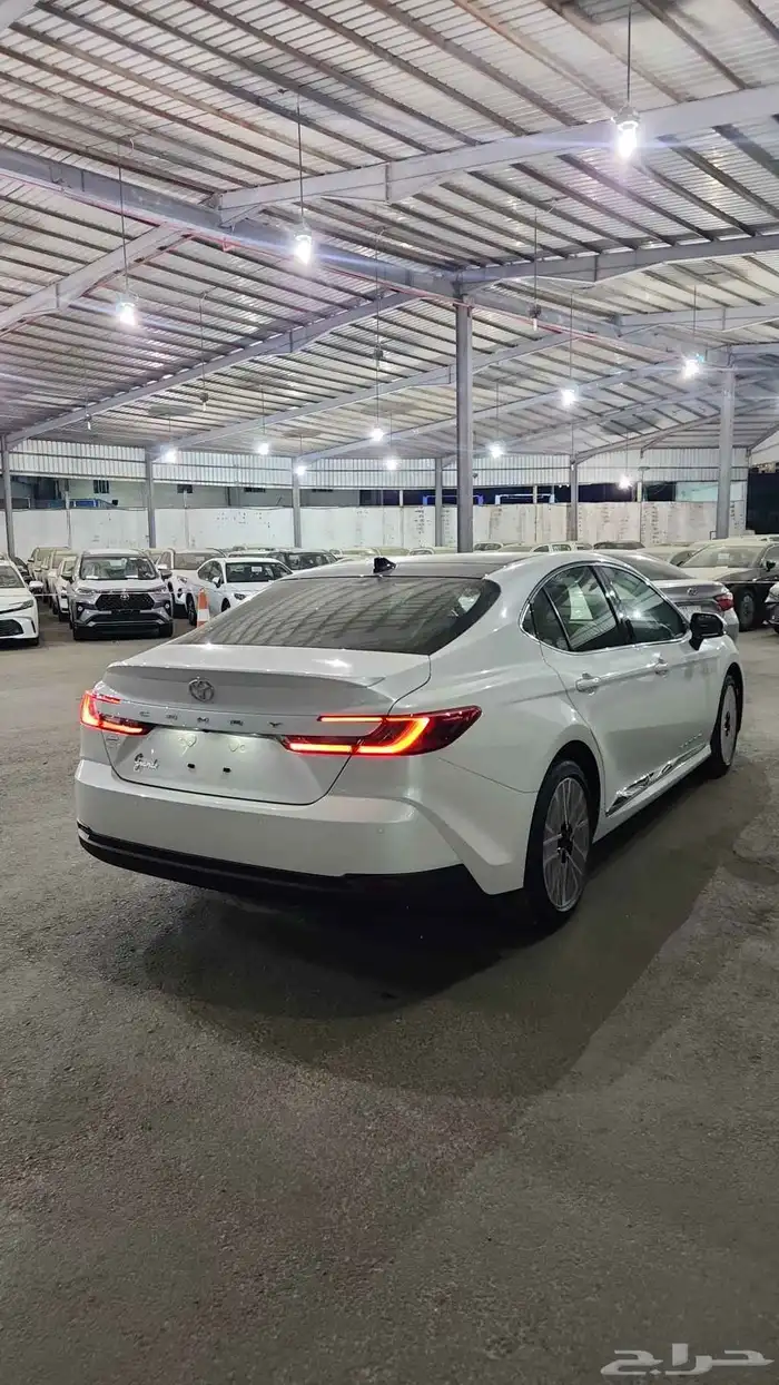 تويوتا كامري جراندي 2025 3