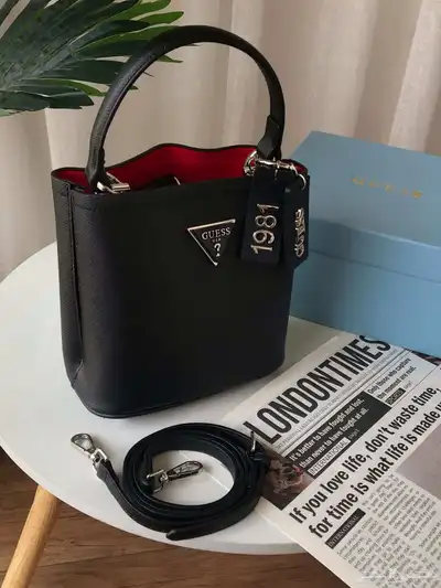 شنط الماركات بأعلى جودة كمية محدوده 6