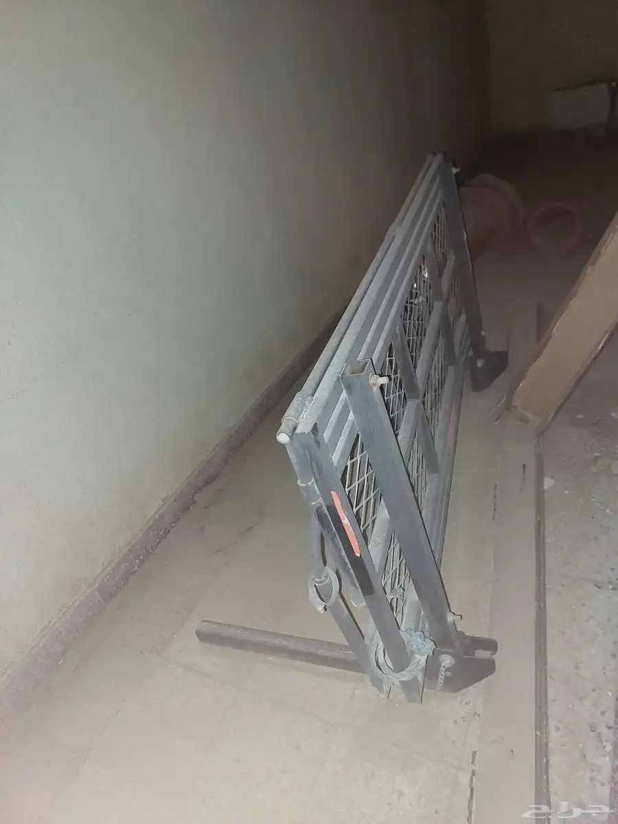 حامل شنط ومسجل ارمادا وكالة للبيع 1