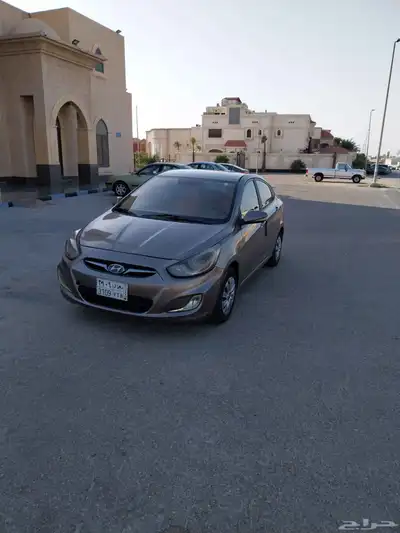 اكسنت 2011-2012 ((( قير عادي))) للبيع 2