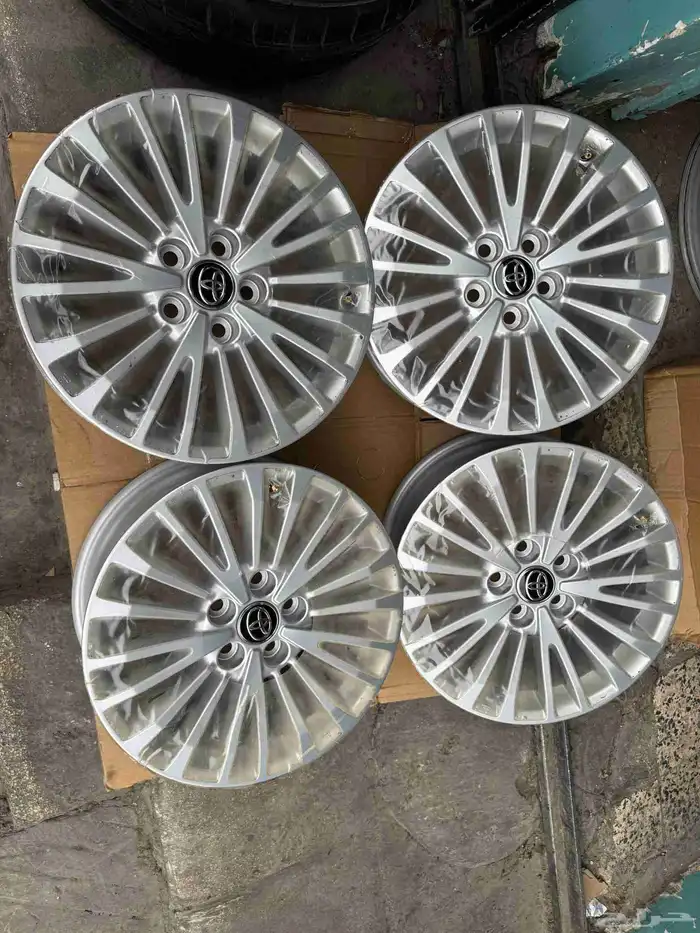 جنوط تويوتا كامري 2025 5