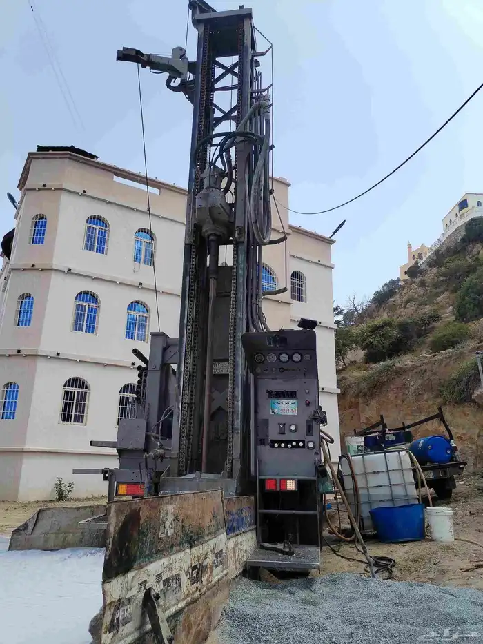 حفر ابار ارتوازيه بطريقة متقونة 0