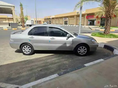 سيارة لانسر ميتسوبيشي موديل 2009 نظيف 1