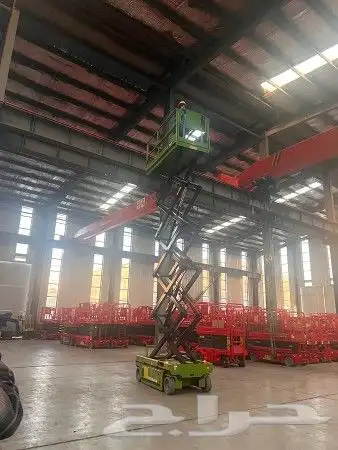 سيزرلفت للايجار مانلفت للايجار scissor lift manlift rental 4