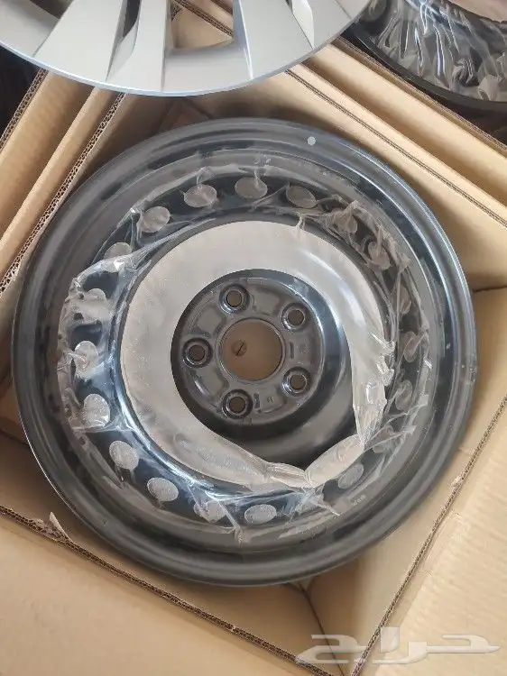 جنوط كامري2025 مع طيسها وكاله جديد 3