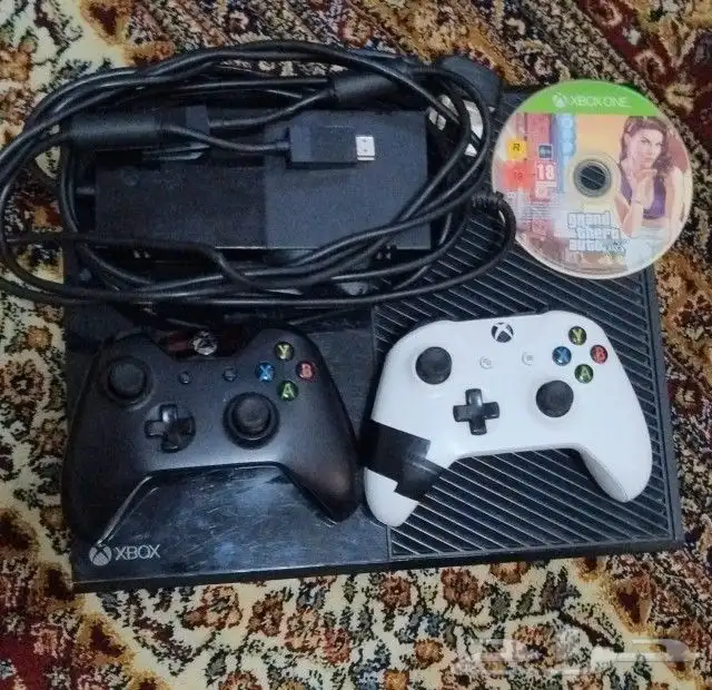 اكس بوكس ون xbox 1 مع شريط قراند 5 للبيع 0
