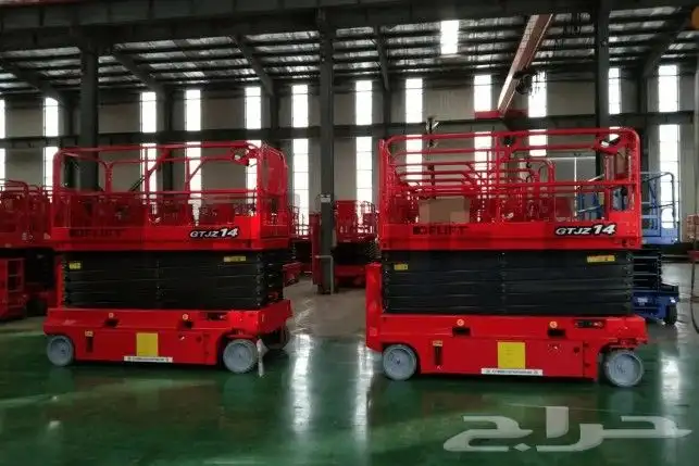 scissor lift manlift Forklift rental 8