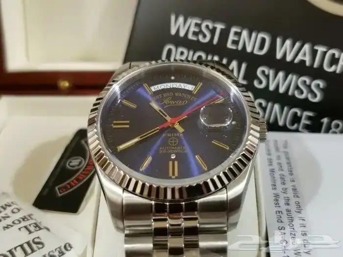 ساعة وست اند 4