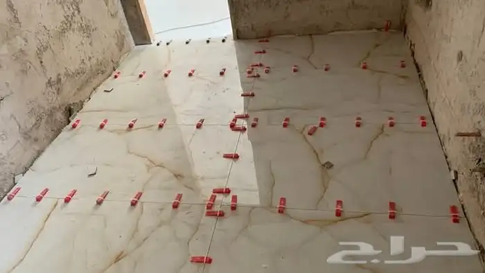 فني بلاط 6