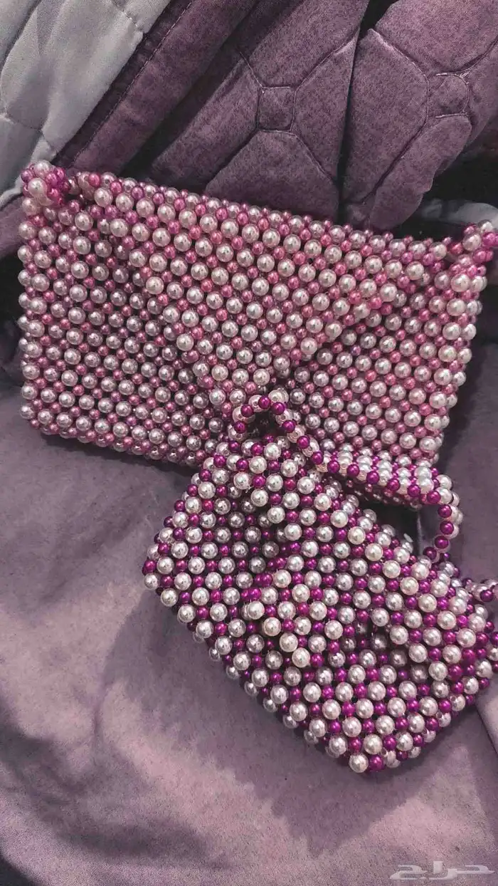 نوفر شنط خرز وكل التصميم للخرز بجميع الالوان حسب الطلب 4